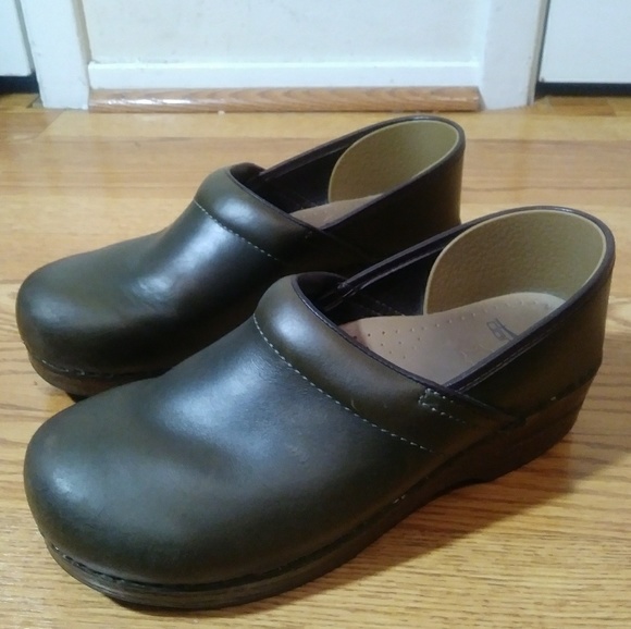 Dansko Shoes - 🎁🎁 Dansko women clogs size eu 41 us 11